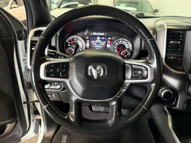 RAM 1500 Big Horn Crew Cab SWB 2WD 2022