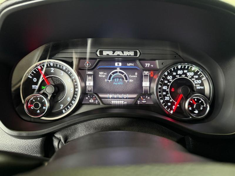 RAM 1500 Big Horn Crew Cab SWB 2WD 2022