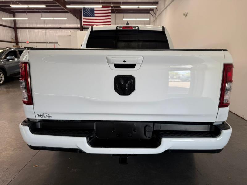 RAM 1500 Big Horn Crew Cab SWB 2WD 2022