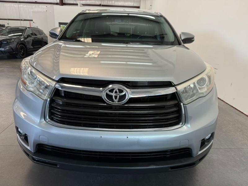 Toyota Highlander XLE AWD V6 2015
