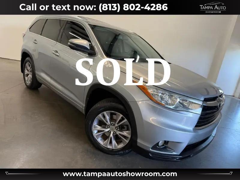 Toyota Highlander XLE AWD V6 2015