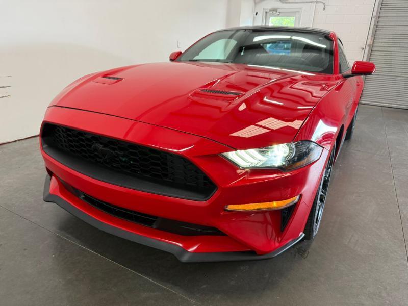 Ford Mustang  2020