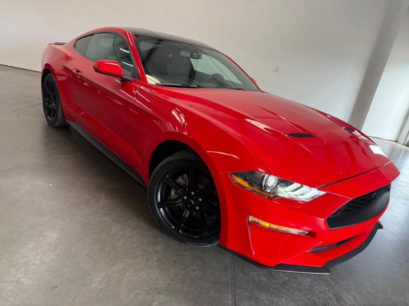 Ford Mustang  2020