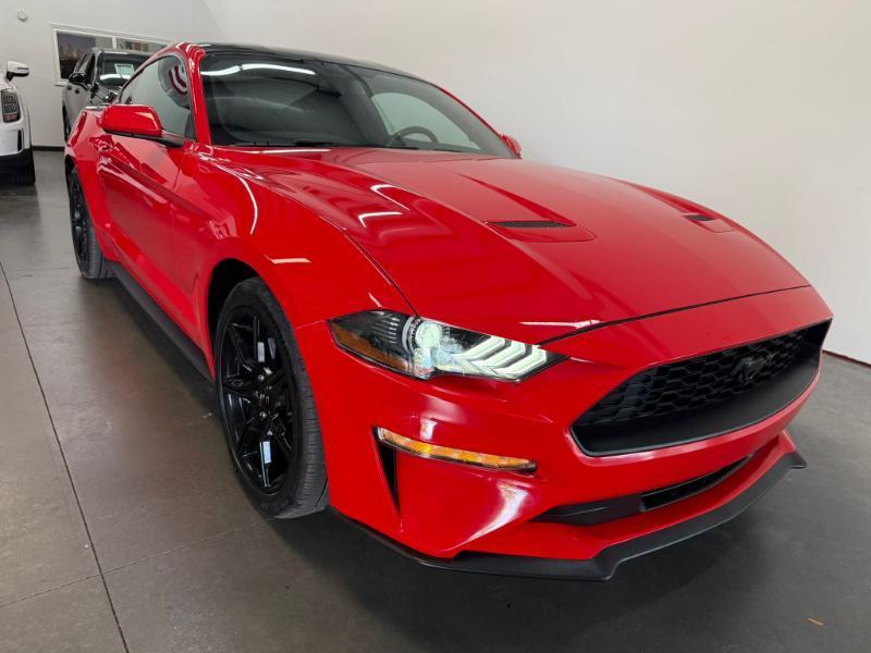 Ford Mustang  2020