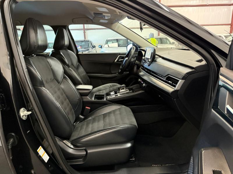 Mitsubishi Outlander SE 2WD 2022