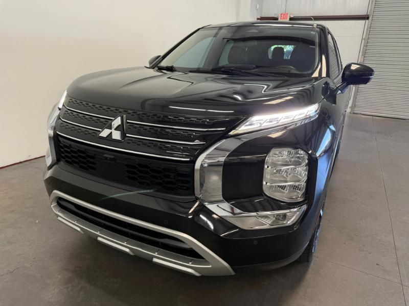 Mitsubishi Outlander SE 2WD 2022