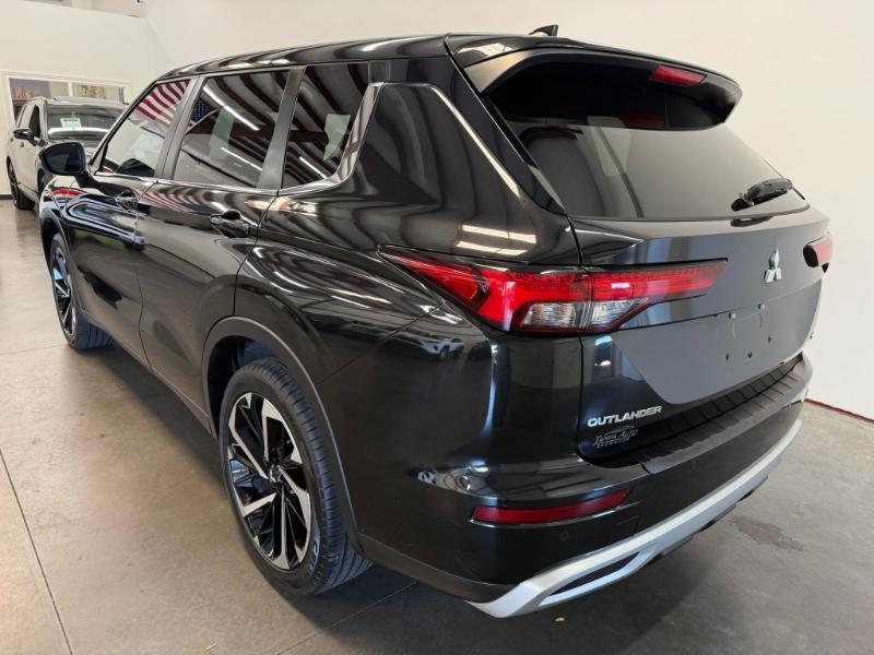 Mitsubishi Outlander SE 2WD 2022