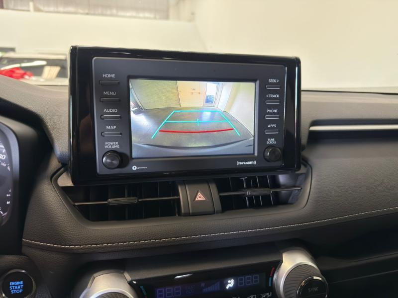 Toyota RAV4 XLE 2021