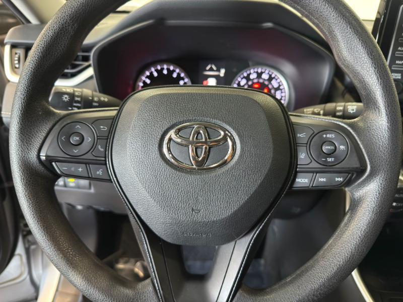 Toyota RAV4 XLE 2021