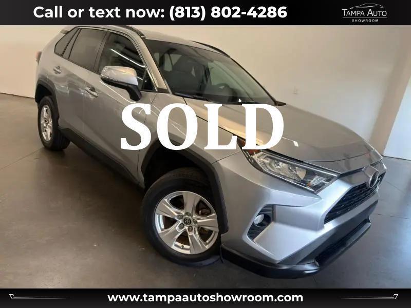 Toyota RAV4 XLE 2021