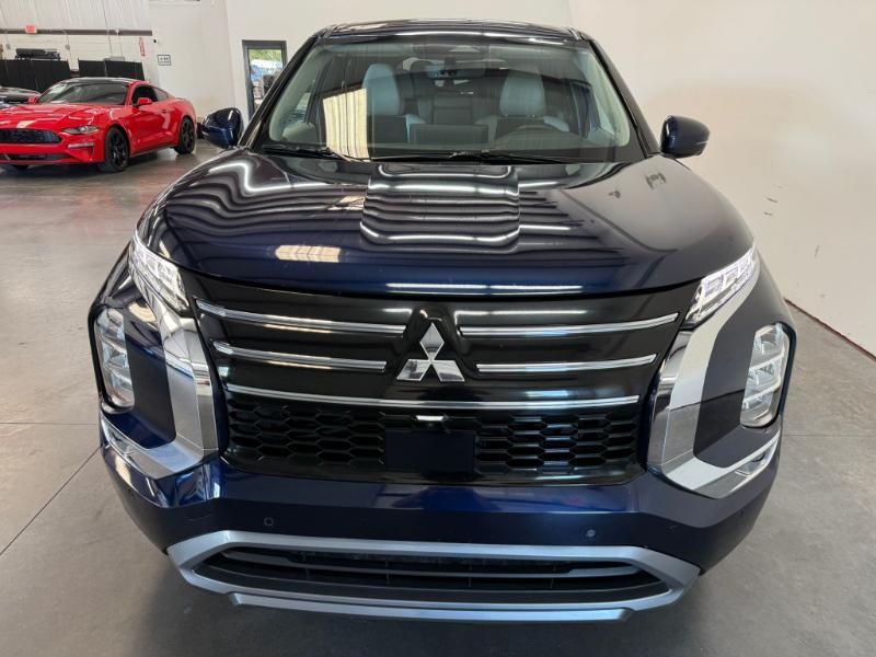 Mitsubishi Outlander SE 2WD 2025