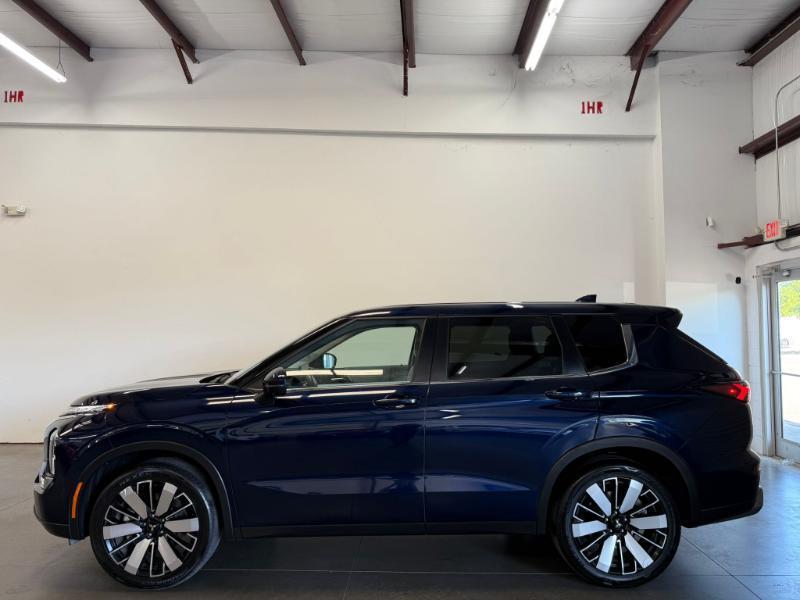 Mitsubishi Outlander SE 2WD 2025