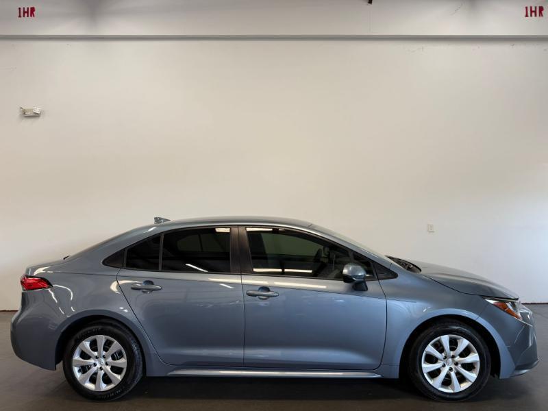 Toyota Corolla LE 2021