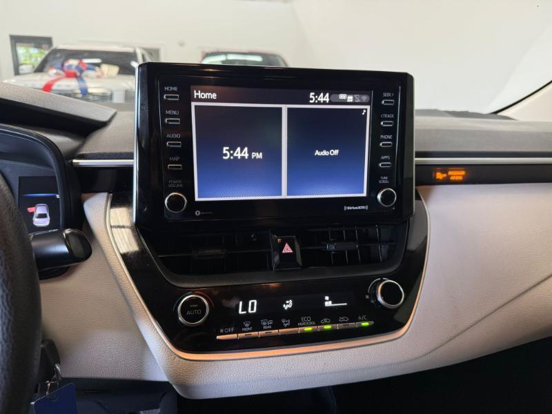 Toyota Corolla LE 2021