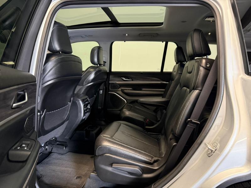 Jeep Grand Cherokee L Limited 2WD 2023