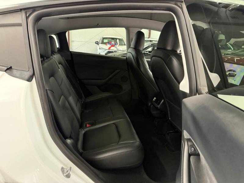 Tesla Model Y  2023