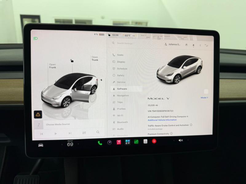 Tesla Model Y  2023
