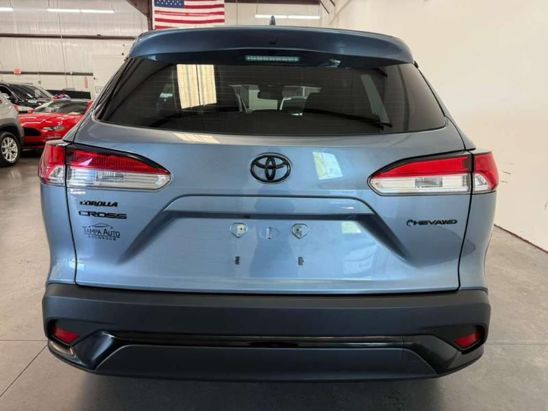 Toyota Corolla Cross  2025