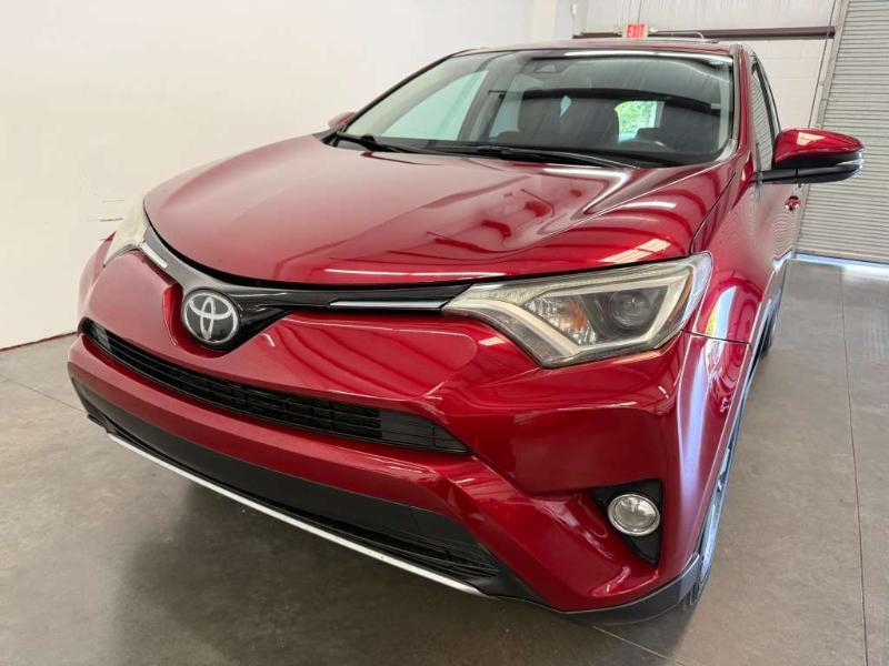Toyota RAV4 XLE FWD 2018