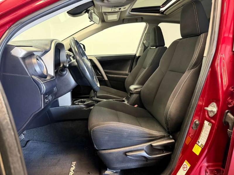 Toyota RAV4 XLE FWD 2018