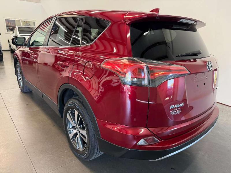 Toyota RAV4 XLE FWD 2018