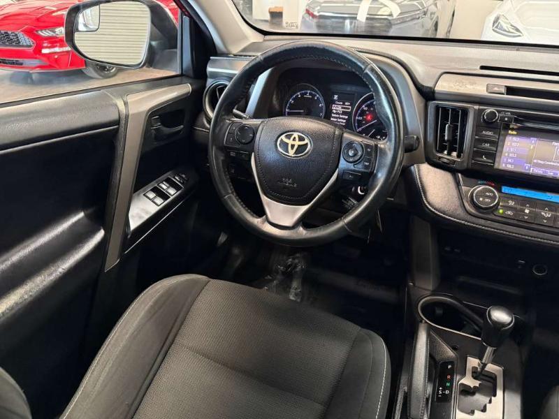 Toyota RAV4 XLE FWD 2018