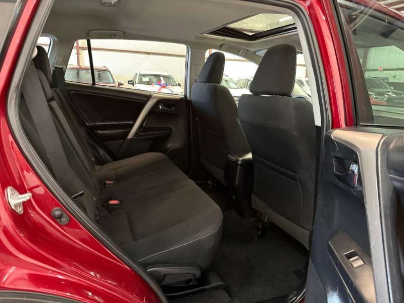 Toyota RAV4 XLE FWD 2018