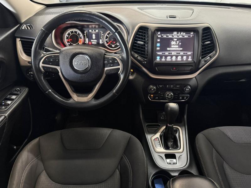 Jeep Cherokee Latitude 2015