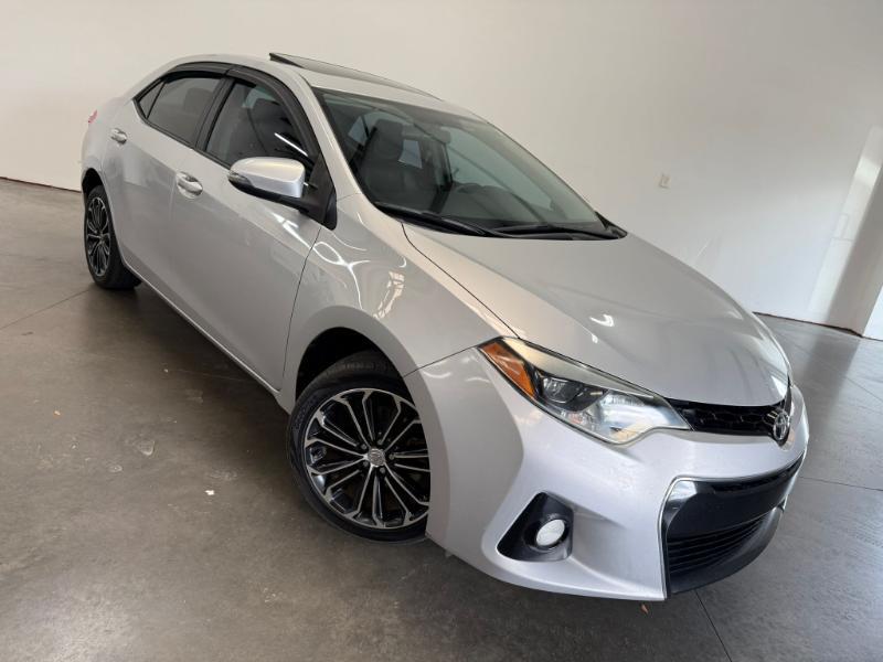Toyota Corolla  2015