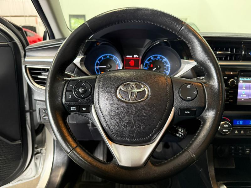 Toyota Corolla  2015