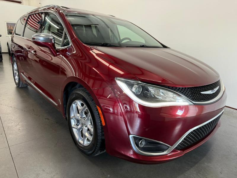 Chrysler Pacifica Limited 2019