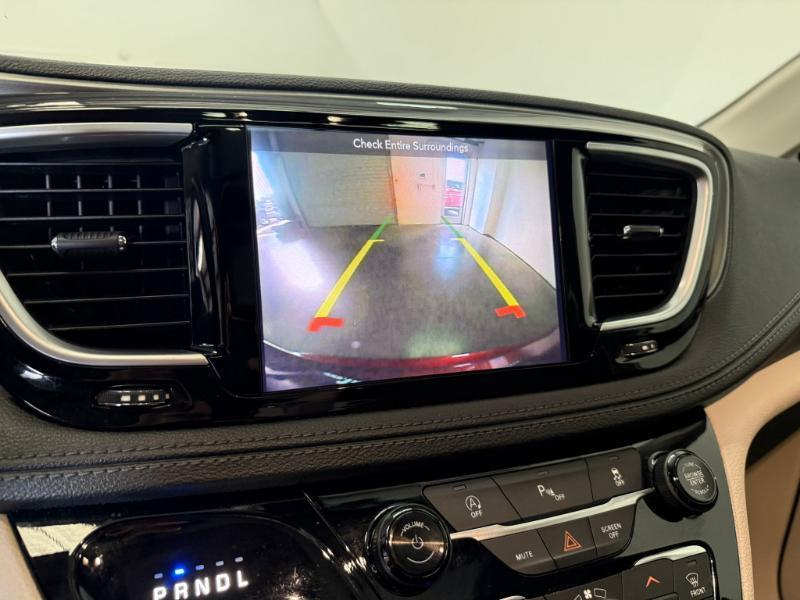 Chrysler Pacifica Limited 2019