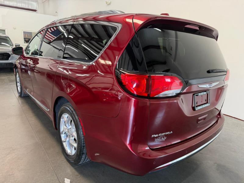 Chrysler Pacifica Limited 2019