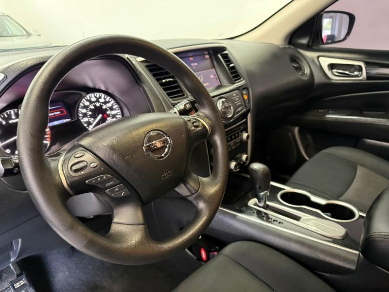 Nissan Pathfinder S 2WD 2019