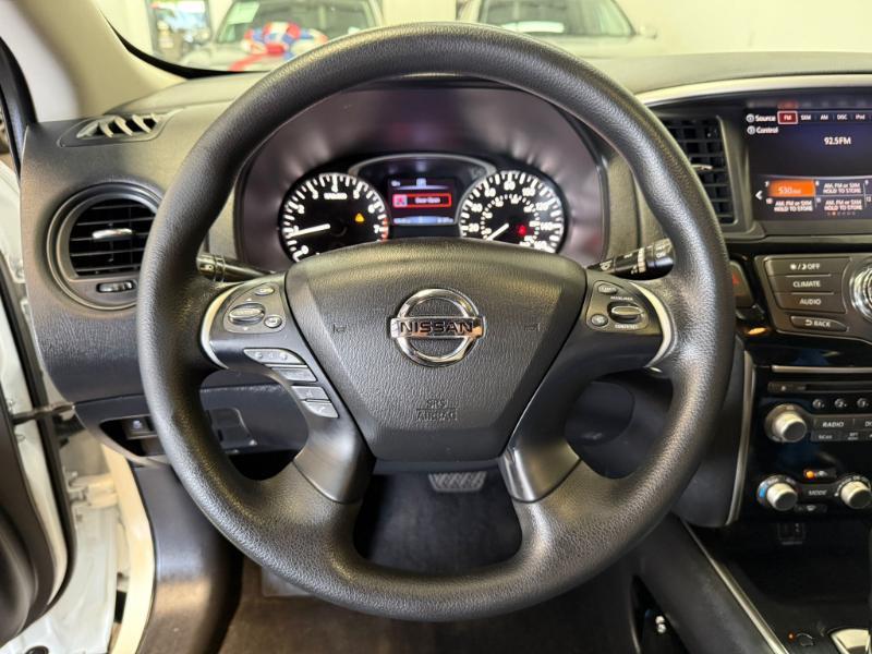 Nissan Pathfinder S 2WD 2019
