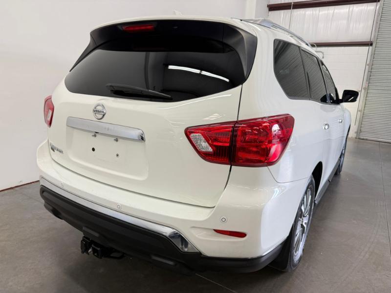 Nissan Pathfinder S 2WD 2019