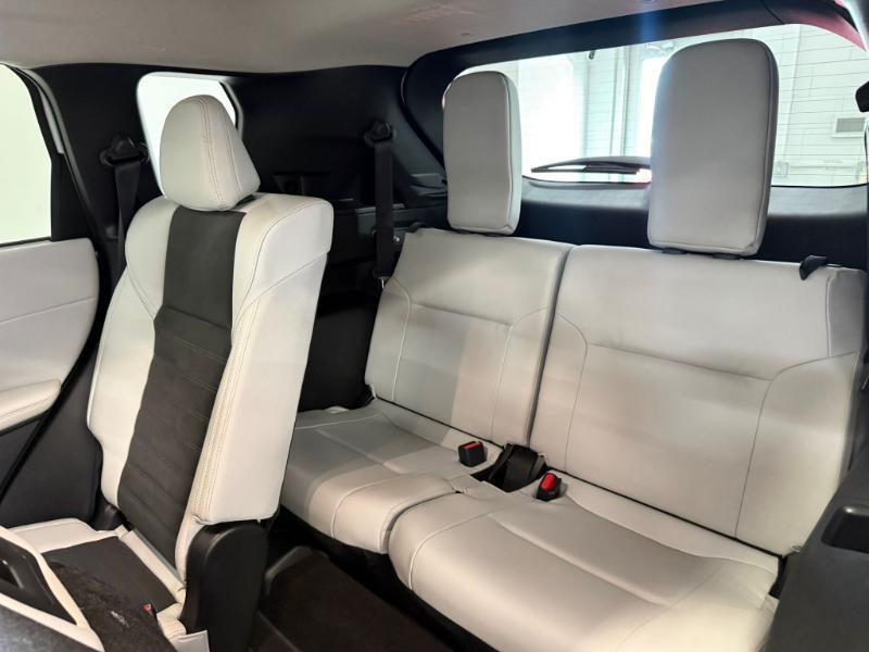 Mitsubishi Outlander SE 2WD 2025