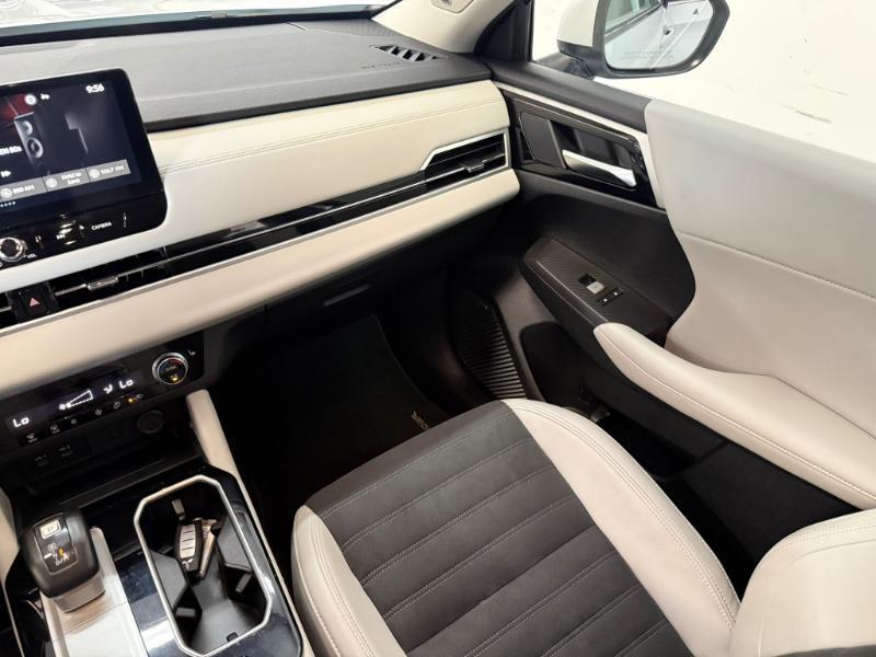 Mitsubishi Outlander SE 2WD 2025