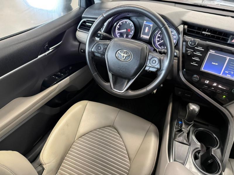 Toyota Camry XLE 2019