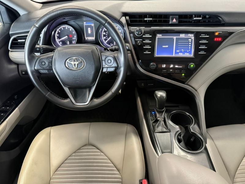 Toyota Camry XLE 2019