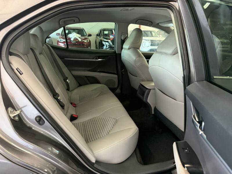 Toyota Camry XLE 2019