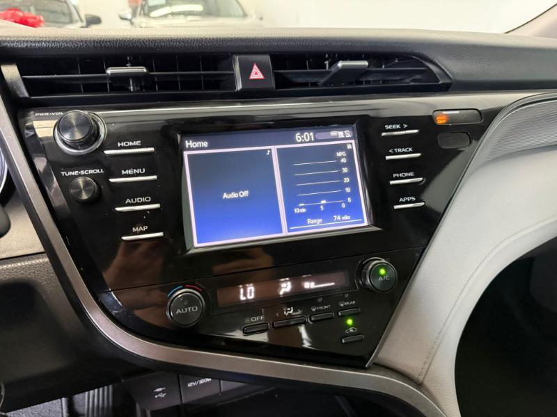 Toyota Camry XLE 2019
