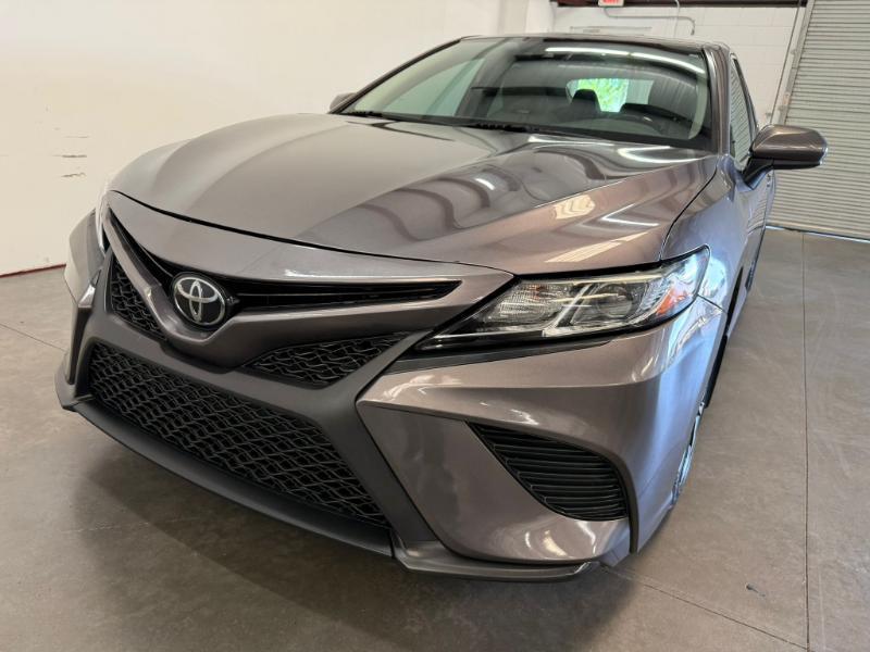 Toyota Camry XLE 2019
