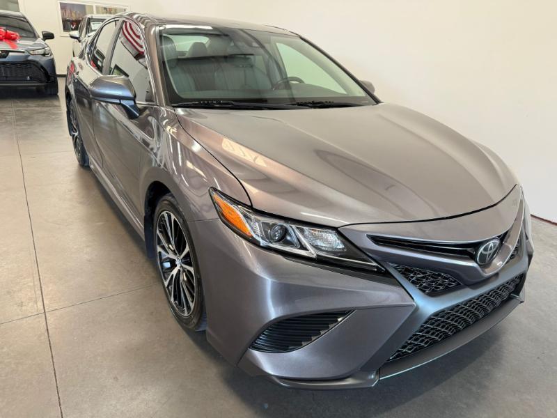 Toyota Camry XLE 2019