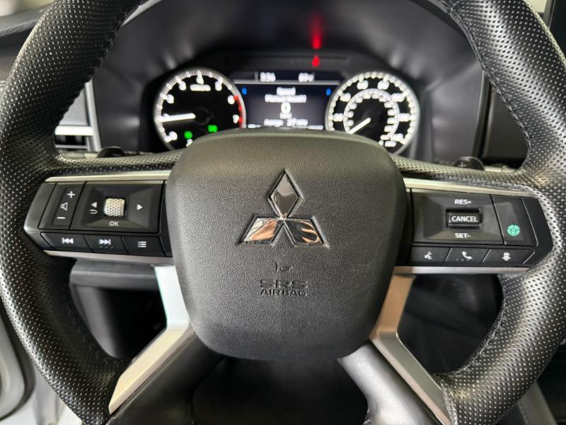Mitsubishi Outlander SE 2024