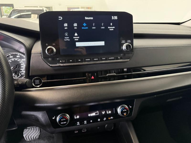 Mitsubishi Outlander SE 2024