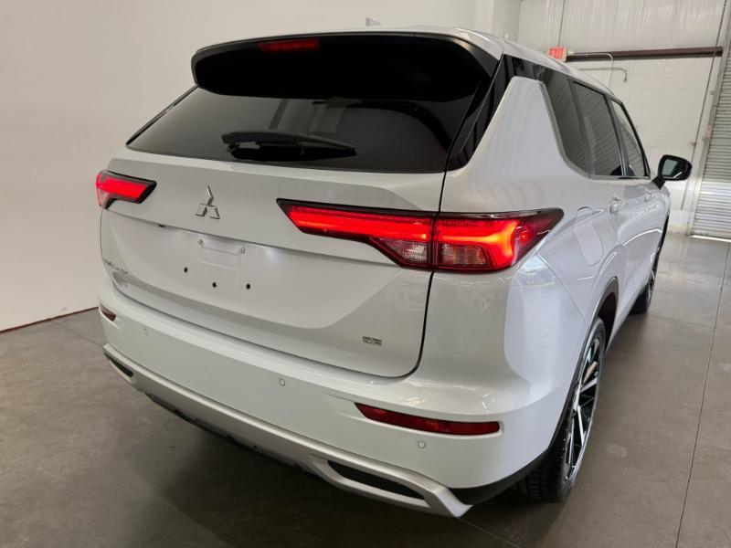 Mitsubishi Outlander SE 2024
