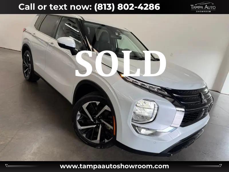 2024 Mitsubishi Outlander SE