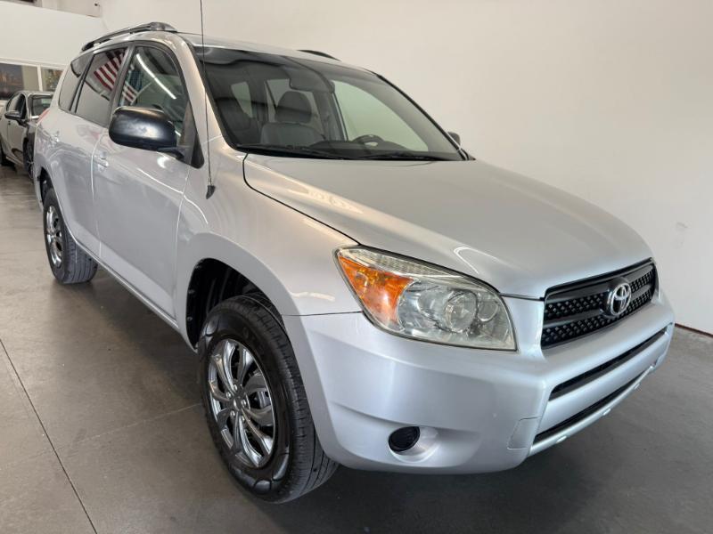 Toyota RAV4 LE 2007