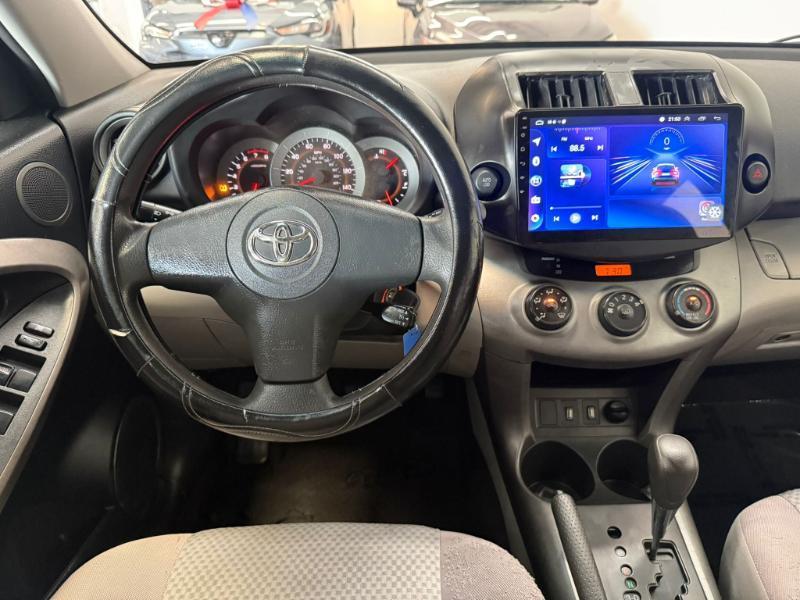 Toyota RAV4 LE 2007
